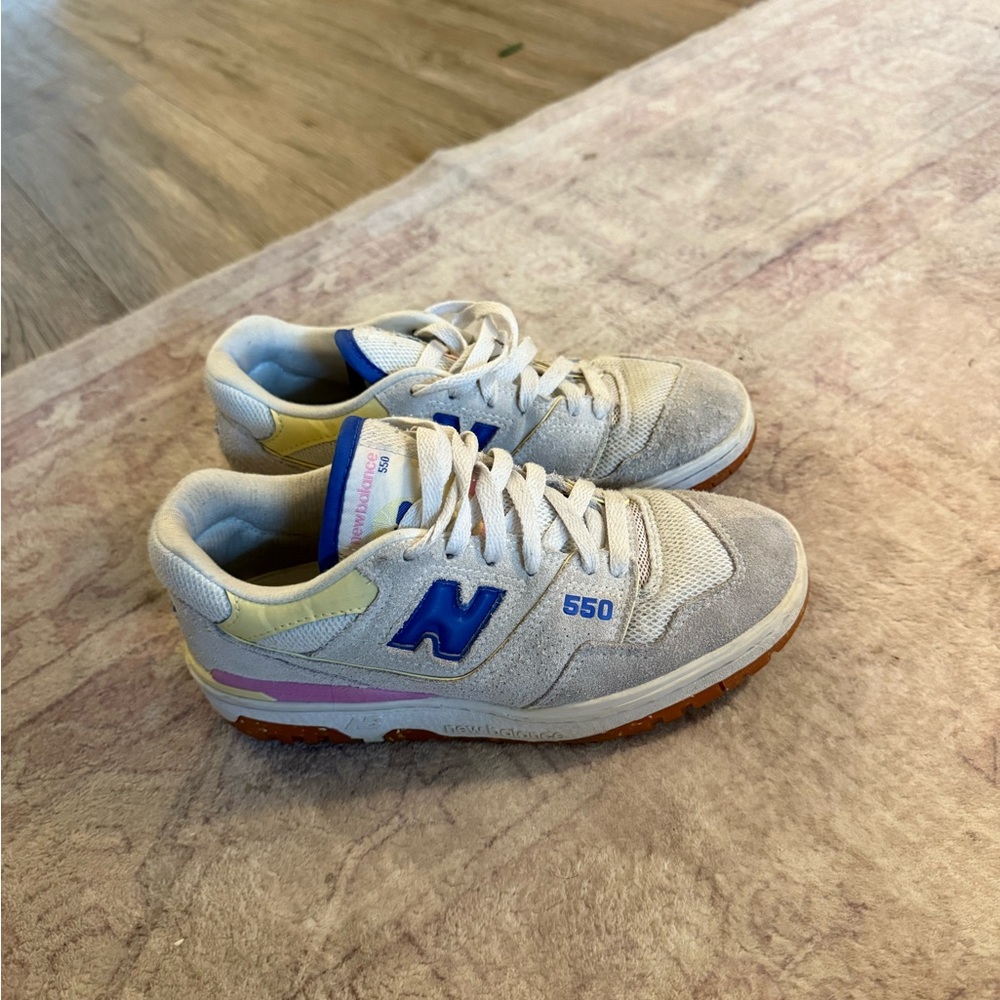 NEW BALANCE 550s